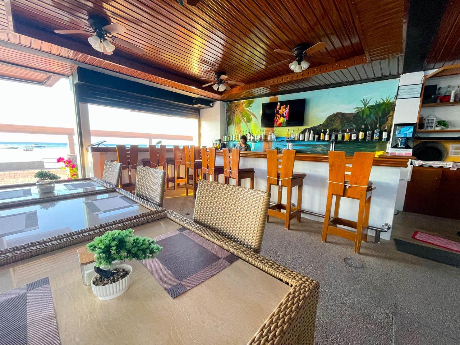 Montani Beach Resort Puerto Galera Powered By Cocotel Dış mekan fotoğraf